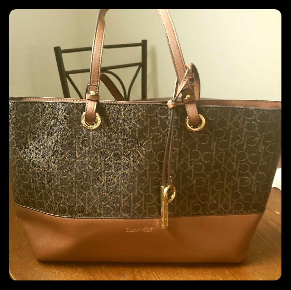 COPY - Calvin Klein purse